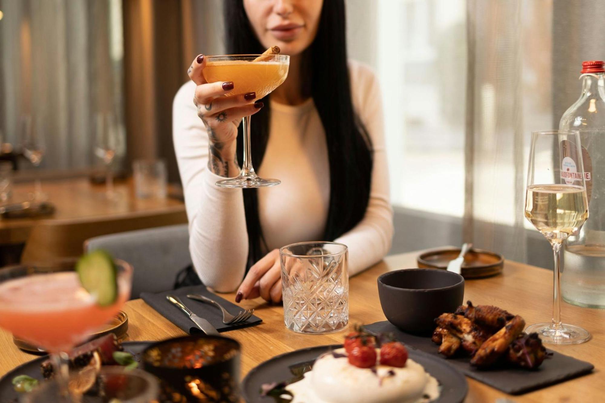 布鲁塞尔市中心Moxy酒店 伊克塞尔 外观 照片